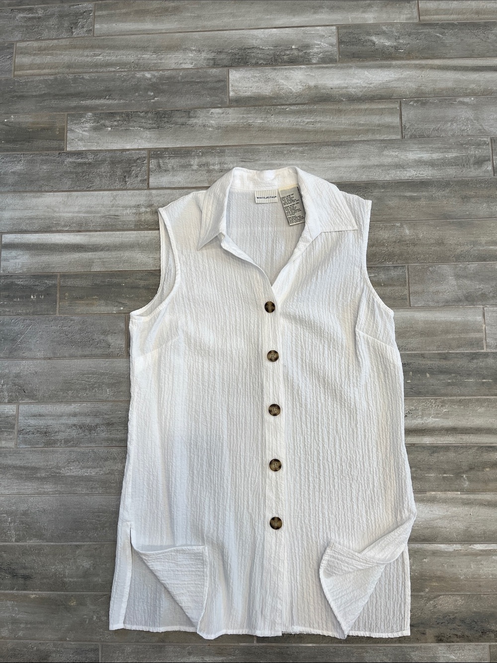 White Stag Arctic White Sleeveless Button-Front Tunic